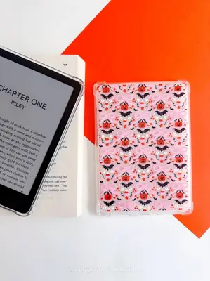 Funda Batty in Bloom para Kindle Paperwhite & Colorsoft 7”